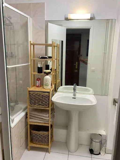 Apartment Appartement A Deux Pas Du Pantheon Avec Balcon Paris